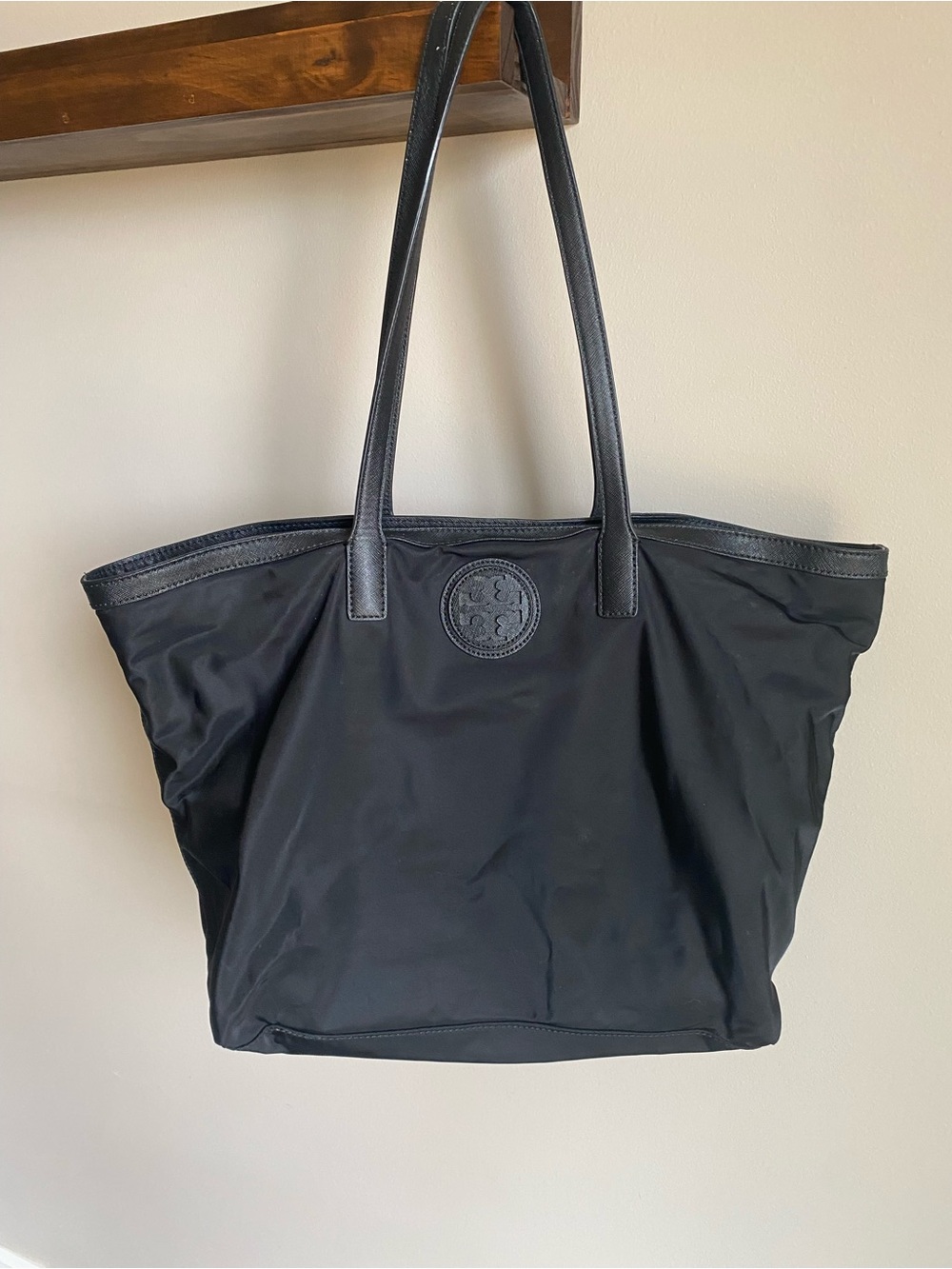 Tory Burch EUC Black Nylon Logo Tote - Picture 2 of 16
